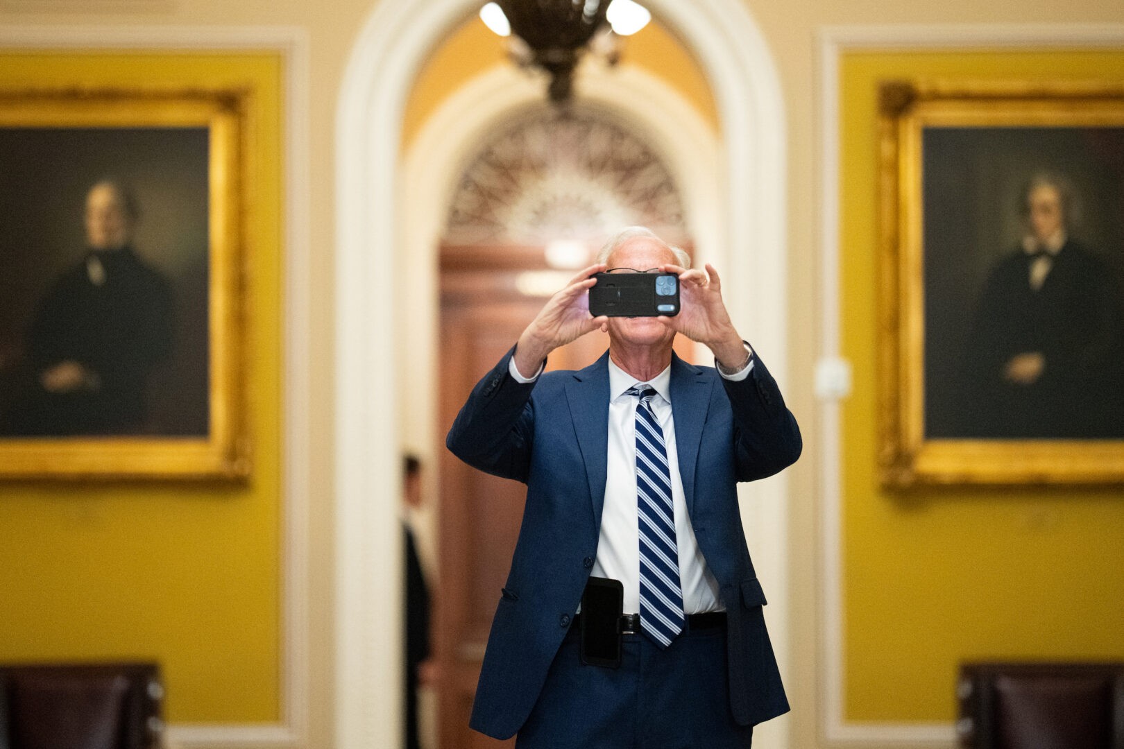 Roll Call photo of Sen. Moran