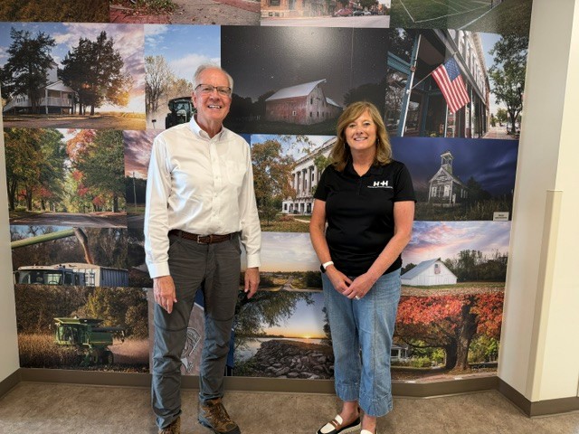 Sen. Moran with Holton Community Hospital CEO Carrie Lutz