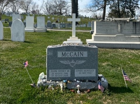 McCain_cropped.jpg Image