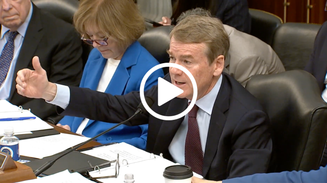 Finance_Committee_Pic_23456.png Image